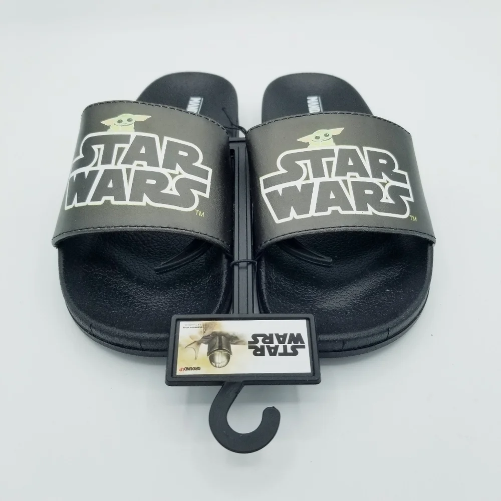 Star Wars Mandalorian Black Slides Sandals NWT Kids size 2